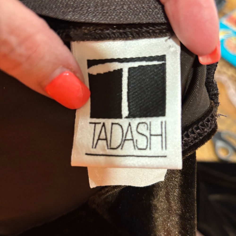 Tadashi Shoji Velvet Brown Ruched Wrap Dress Long Sleeve Stretchy‎ 
Midi XS - Picture 6 of 14